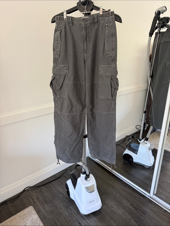 TNA Other - Women’s Aritzia Gray Cargo Pants - Relaxed Fit